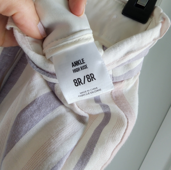 Beautiful high rise ankle pants - Picture 3 of 4